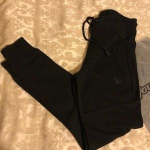 Young la black series joggers